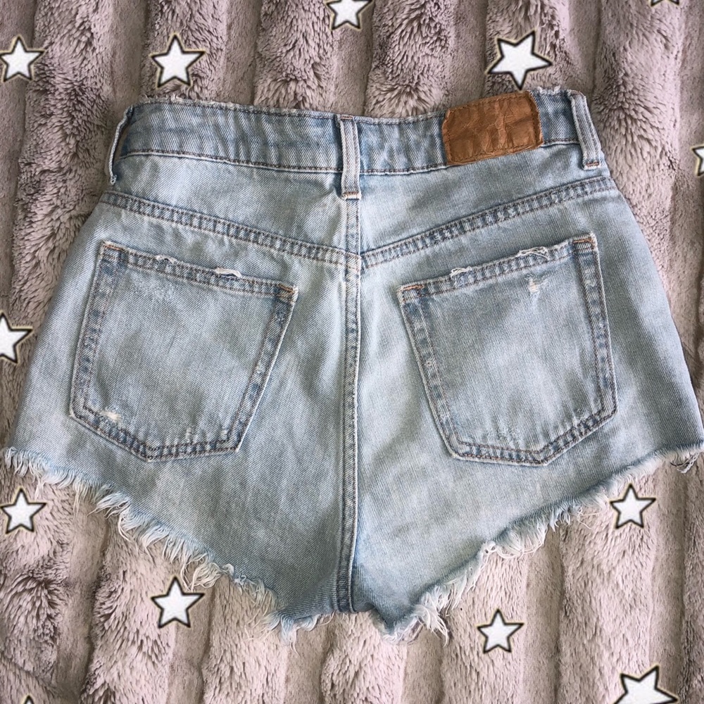 H&M Lightwash Jean Shorts